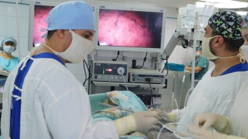 Алтайские хирурги лечат рак легкого без разрезания грудной клетки