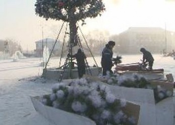 Снежный городок начали разбирать в Белогорске