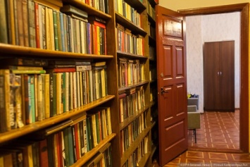 Директора и бухгалтера областной библиотеки в Калининграде осудили за растрату