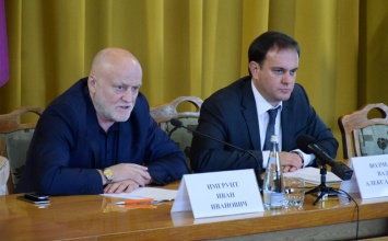 Министр туризма РК и глава администрации Ялты провели совещание по подготовке к курортному сезону