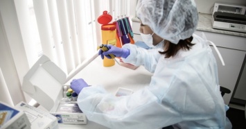 В Китае начали испытание разработанного на Урале препарата против коронавируса