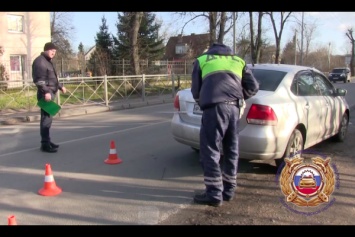 «Солнце ослепило»: женщина на «Фольксвагене» сбила 9-летнюю девочку (видео)