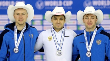 У конькобежца из Барнаула Виктора Муштакова - личный рекорд и бронза