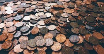 В Санкт-Петербурге у свердловчанина украли коллекционные монеты на 350 тысяч рублей