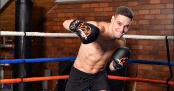 Боксер Никита Кузнецов из Нижнего Тагила проведет бой в рамках «Вечера звезд»