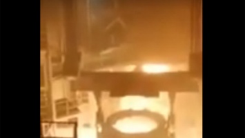 На ОЭМК уволили заводчан за видео с выливающейся из котла сталью