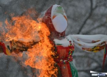 Четырехметровую Масленицу сожгут в Белогорске
