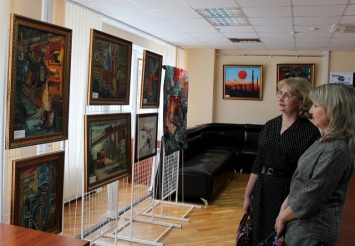 Выставка «Цвет стали ОЭМК» покорила сердца белгородцев