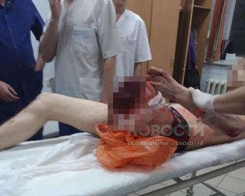Кузбассовец отрезал себе ногу ножовкой