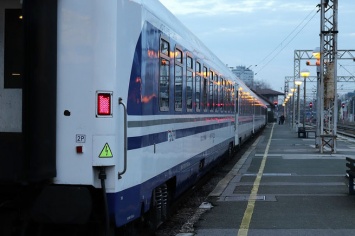 Подозрения на коронавирус привели к отсоединению вагона поезда Киев? Москва