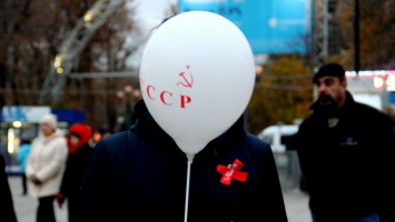 Шествие в честь 7 ноября ограничит движение в центре Саратова