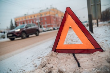 ДТП заблокировало движение трамваев в Кемерове