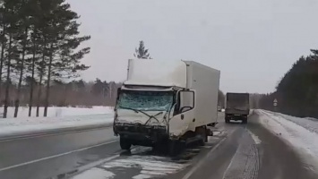 ДТП с грузовиком произошло на трассе Барнаул-Новосибирск
