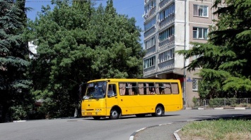 В Ялте в феврале выявлено 15 нарушений в области пассажирских перевозок автобусами и такси