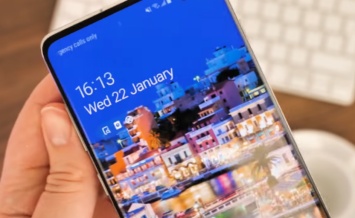 Эксперты сравнили три смартфона от Samsung линейки Galaxy S20