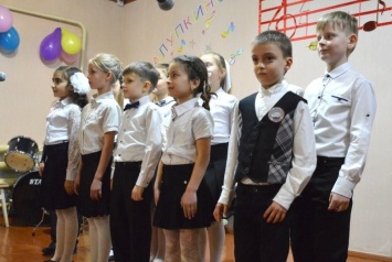 В Алупкинской детской школе искусств концертом отметили 8 марта