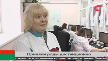 Диспетчер скорой помощи в Сургуте помогла мужчине принять роды у жены по телефону