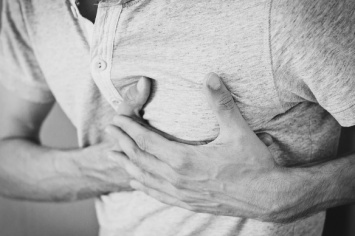 Названы 5 привычек, повышающих риск сердечного приступа