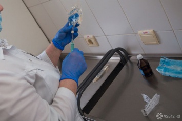 Медики установили контактировавших с больными коронавирусом кемеровчанами