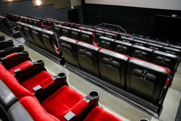 Кинотеатрам рекомендовали ограничить продажу билетов из-за коронавируса