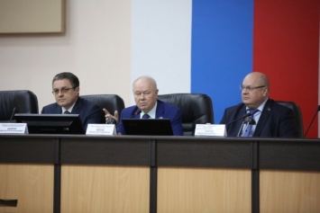 18 марта состоялось внеочередное заседание Городской Думы