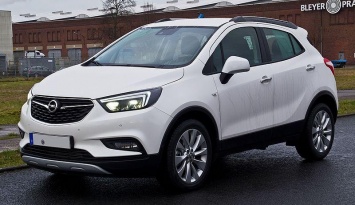 В интернете распространили первые изображения нового Opel Mokka X