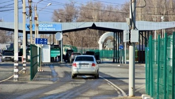 Киев внес изменения в документ о закрытии пунктов пропуска на границе с Крымом