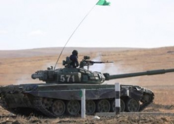 Амурские военные стали лучшими в окружном этапе «Танкового биатлона»