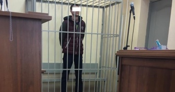 Убивший жену у здания суда житель Первоуральска отправлен на два месяца в СИЗО