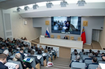 Цивилев поручил покрыть весь Кузбасс скоростным интернетом для дистанционного обучения