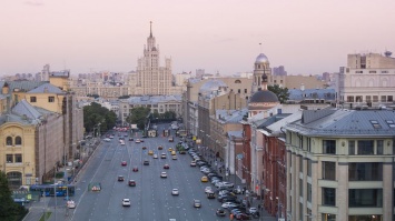 Мэр Москвы приостановит работу ресторанов и парков из-за коронавируса
