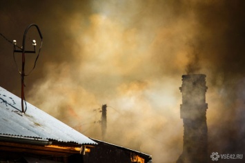 Неисправность печи привела к пожару в частном секторе Прокопьевска