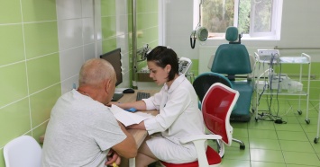 Свердловская область получит 164 миллиона рублей на доплаты медикам из-за пандемии