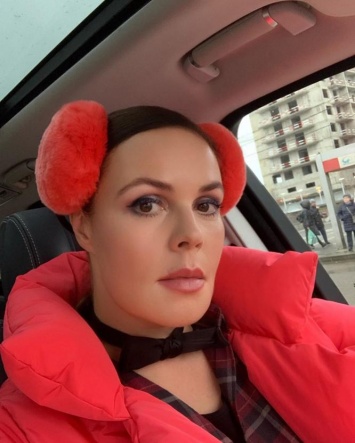 Екатерину Андрееву на Первом канале могут заменить молодой ведущей