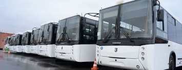Лебединский ГОК увеличил число служебных автобусов для безопасности пассажиров