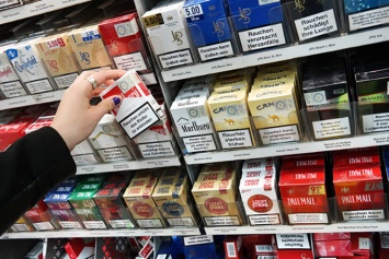 В Крыму сигареты внесли в перечень товаров первой необходимости, - СПИСОК