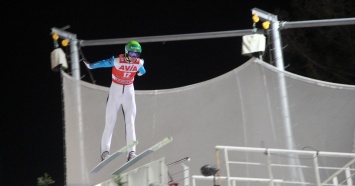 На этап Кубка мира по прыжкам на лыжах в Нижний Тагил приедут спортсмены из 15 стран