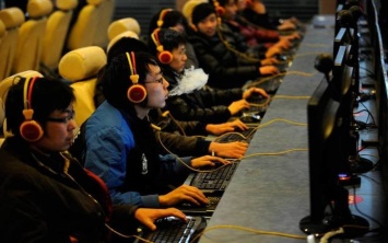 Власти Китая запретили детям играть в видеоигры ночью