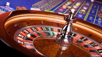 Курского авторитета заочно арестовали за организацию азартных игр в Белгородской области