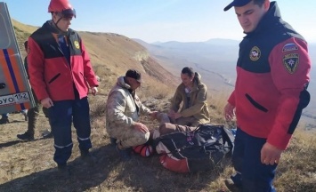 В крымских горах травмировался парапланерист