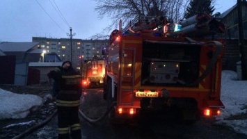 Два крупных пожара произошли в Барнауле