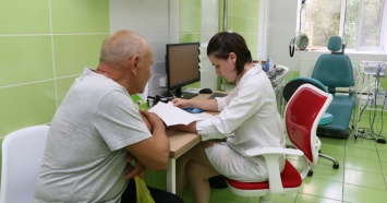 Медиков Свердловской области отправят в командировки из-за коронавируса