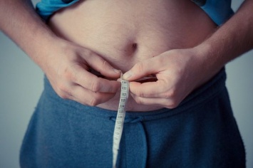 Американские ученые назвали ожирение наиболее опасным фактором для зараженных COVID-19