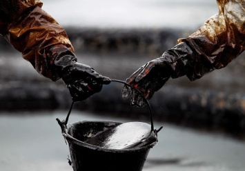 Троих мужчин будут судить за хищение 70 тонн нефти