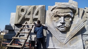 127 объектов военной истории отремонтируют в Алтайском крае