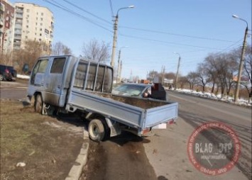 От жесткого ДТП в Благовещенске едва не произошел пожар