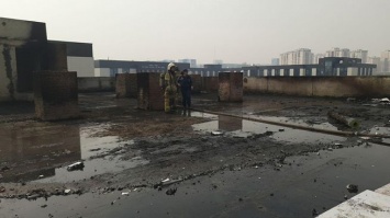 Пожар на крыше строящегося здания кемеровской "кадетки" не причинил финансового ущерба