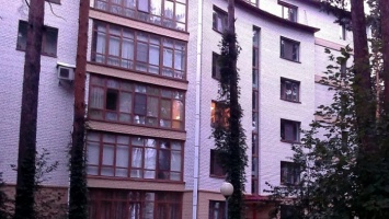 Гигантскую квартиру с личным бассейном продают в Барнауле