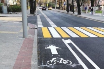 Горвласти хотят и дальше выделять под велодорожки проезжую часть улиц