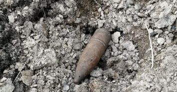 В Нижнем Тагиле в пункте приема металлолома обнаружили артиллерийский снаряд
